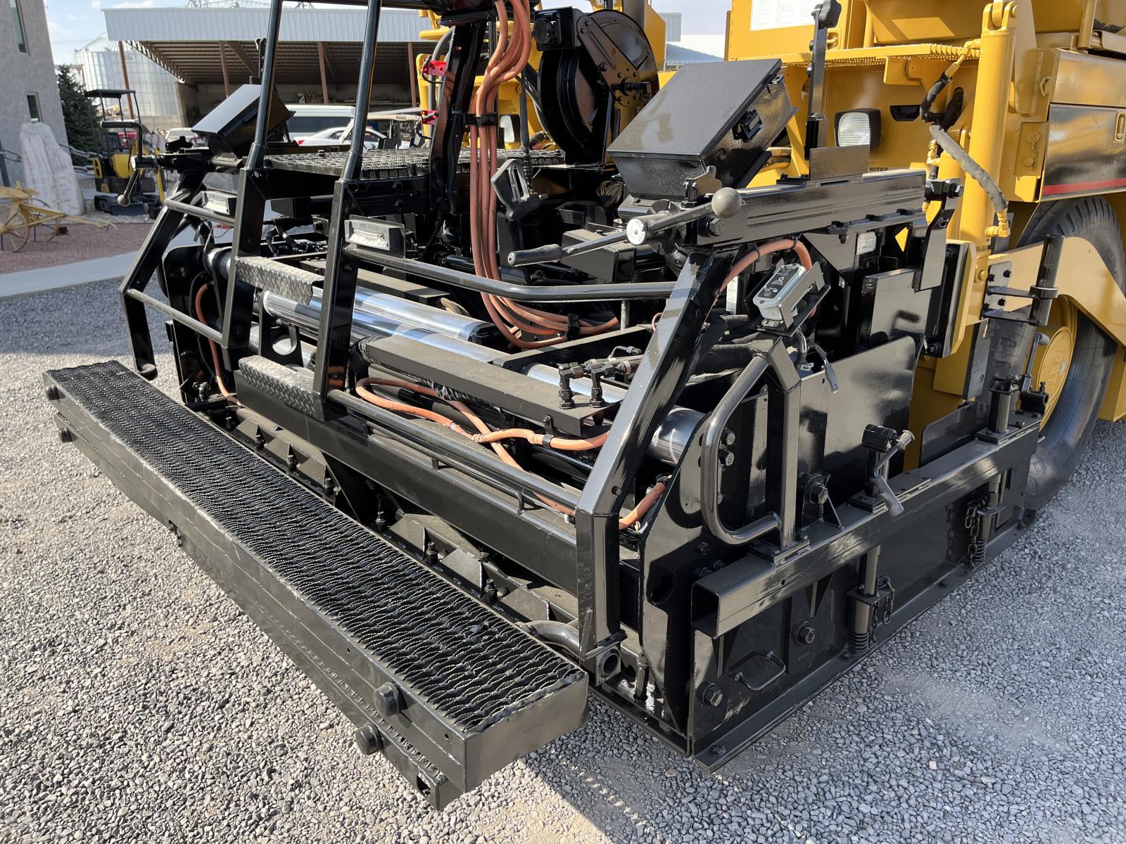 ./imagenes/INVOICE/2019/17939/CATERPILLAR AP1000D (7).JPG